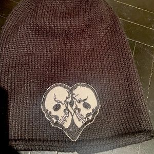 Lauren Moshi beanie